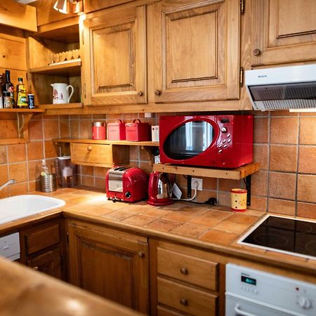 Warm 2-Bedroom Apartment Near The Tourist Office Megeve Exterior photo